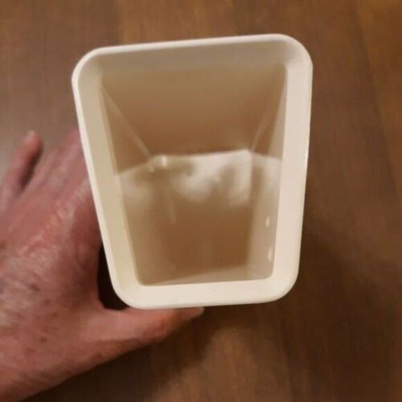 Presto Salad Shooter Replacement Food Chute Model 02910 - Picture 6 of 6